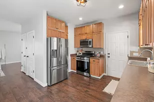 88 E Aparicio Dr, Tooele, UT 84074 - Photo 13