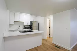 4836 S Highland Cir, Holladay, UT 84117 - Photo 11