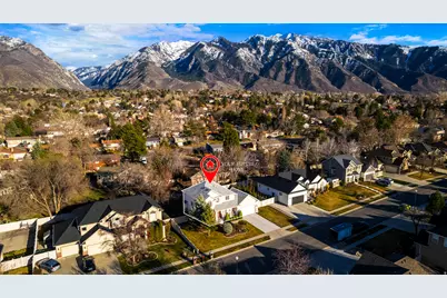 9525 S Carriage Chase Ln, Sandy, UT 84092 - Photo 3