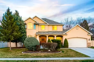 9525 S Carriage Chase Ln, Sandy, UT 84092 - Photo 1