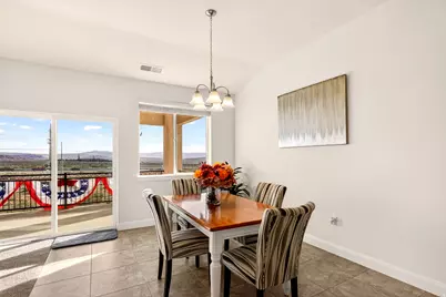 498 E Todd Pl, Washington, UT 84780 - Photo 13