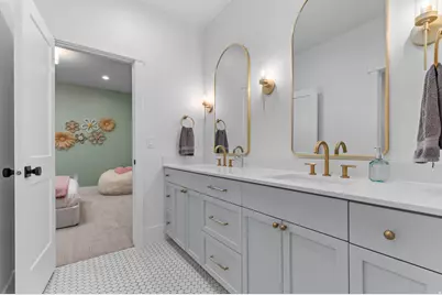 995 N Titan Dr, Lehi, UT 84043 - Photo 29