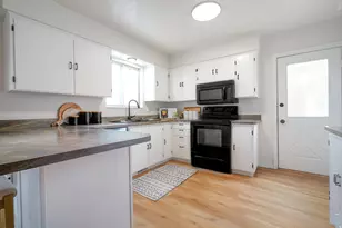 41 W Spruce Ln N, Smithfield, UT 84335 - Photo 9