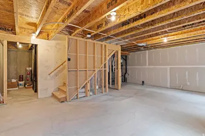 1818 W 5050 S, Roy, UT 84067 - Photo 25