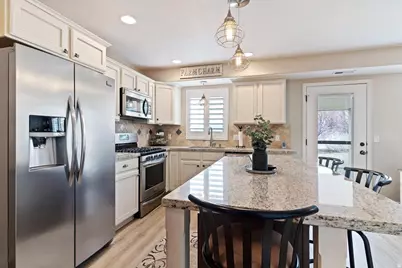 1818 W 5050 S, Roy, UT 84067 - Photo 9