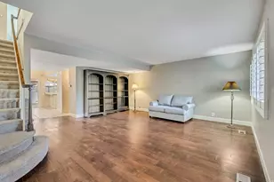 1740 E 4900 S, Holladay, UT 84117 - Photo 3