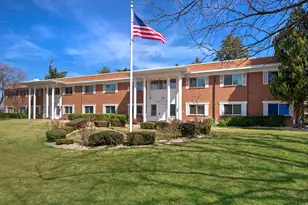 2718 S Highland Dr, Salt Lake City, UT 84106 - Photo 1