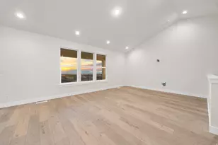 2714 S Eagle Dr, Spanish Fork, UT 84660 - Photo 11