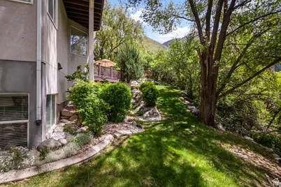 2016 E Graystone Ln S, Draper, UT 84020 - Photo 5
