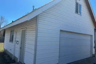 664 E Center St, Logan, UT 84321 - Photo 23