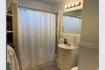 664 E Center St, Logan, UT 84321 - Photo 7