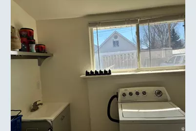 664 E Center St, Logan, UT 84321 - Photo 17
