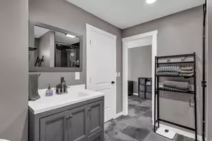 4746 W Roundtable Rd S, West Valley, UT 84120 - Photo 17