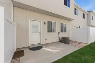 2270 W 2650 S, West Haven, UT 84401 - Photo 23