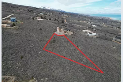 3335 S Mules Ear Cir #37, Garden City, UT 84028 - Photo 5