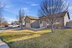 4636 E Jimmy Ln, Eagle Mountain, UT 84005 - Photo 3