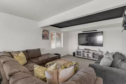 2158 E Bald Eagle Ct S, Draper (UT Cnty), UT 84020 - Photo 29