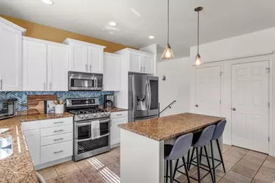 2158 E Bald Eagle Ct S, Draper, UT 84020 - Photo 13