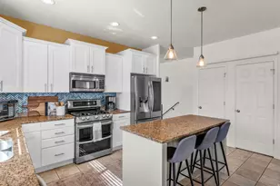 2158 E Bald Eagle Ct S, Draper (UT Cnty), UT 84020 - Photo 13