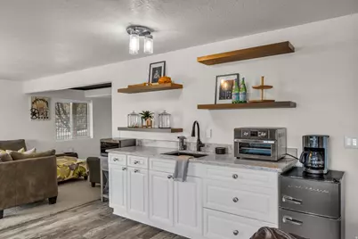 2158 E Bald Eagle Ct S, Draper (UT Cnty), UT 84020 - Photo 35