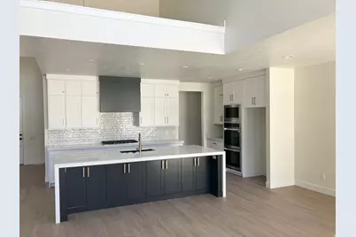 2053 S 350 E #7, Bountiful, UT 84010 - Photo 3