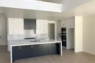 2053 S 350 E, Bountiful, UT 84010 - Photo 3