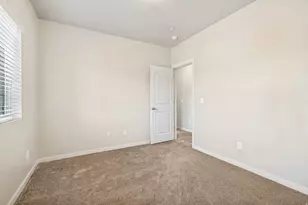 203 E Jordan Ridge Blvd, Saratoga Springs, UT 84045 - Photo 17