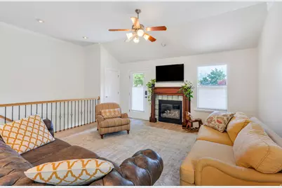 4568 W Temple Shadows Dr, Cedar Hills, UT 84062 - Photo 11