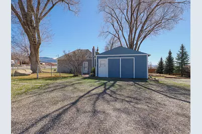 590 E 200 S, Mount Pleasant, UT 84647 - Photo 3