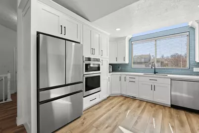 3974 W Dunkeld St, South Jordan, UT 84009 - Photo 3