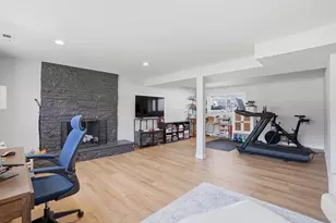 2853 E Willow Hills Dr, Sandy, UT 84093 - Photo 29