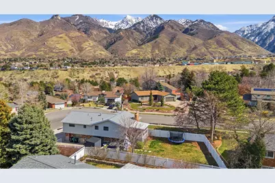 2853 E Willow Dr, Sandy, UT 84093 - Photo 45