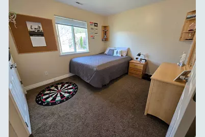 7532 N Castle Rock Rd E, Eagle Mountain, UT 84005 - Photo 23