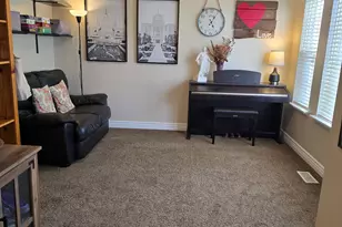 7532 N Castle Rock Rd E, Eagle Mountain, UT 84005 - Photo 15