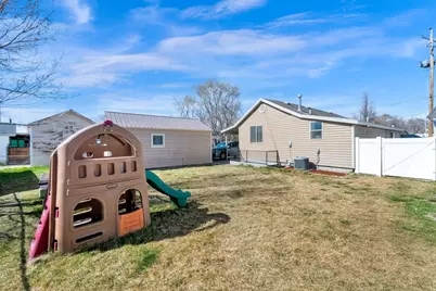 279 W Pacific Dr, American Fork, UT 84003 - Photo 17