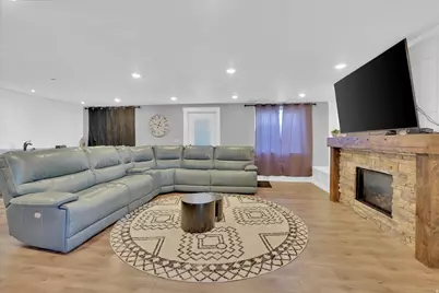 751 E 440 S, Hyrum, UT 84319 - Photo 25