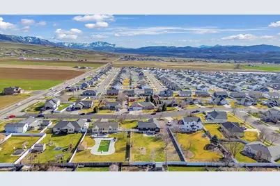 751 E 440 S, Hyrum, UT 84319 - Photo 49