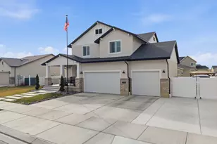 1448 E Erickson Knl Ln, Eagle Mountain, UT 84005 - Photo 63