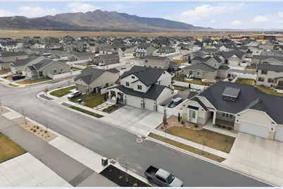 1448 E Erickson Knoll Ln, Eagle Mountain, UT 84005 - Photo 67