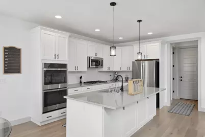 1448 E Erickson Knoll Ln, Eagle Mountain, UT 84005 - Photo 15