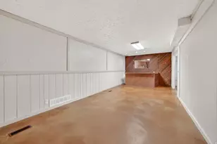 1290 Oakridge Dr, Centerville, UT 84014 - Photo 27