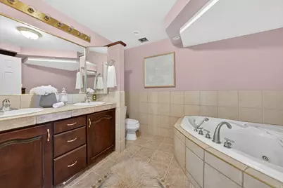 1290 Oakridge Dr, Centerville, UT 84014 - Photo 23