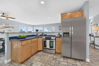 1290 Oakridge Dr, Centerville, UT 84014 - Photo 15