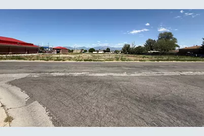 4126 S 4800 W, West Valley, UT 84120 - Photo 5