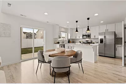 1614 W Parkview Dr, Syracuse, UT 84075 - Photo 11