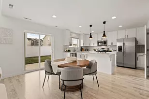 1614 W Parkview Dr, Syracuse, UT 84075 - Photo 11