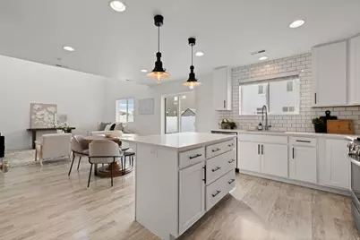 1614 W Parkview Dr, Syracuse, UT 84075 - Photo 15