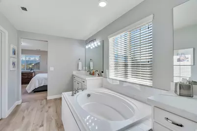 326 W Shoreline Ct, Vineyard, UT 84059 - Photo 23