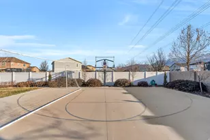 326 W Shoreline Ct, Vineyard, UT 84059 - Photo 49