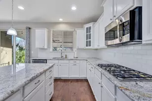 326 W Shoreline Ct, Vineyard, UT 84059 - Photo 15